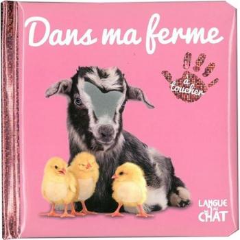 Bébé touche-à-tout