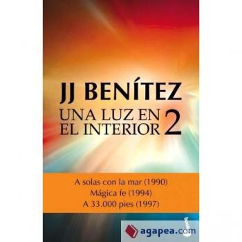 Una luz en el interior. Volumen 2 (Bolsillo) (Tapa blanda).