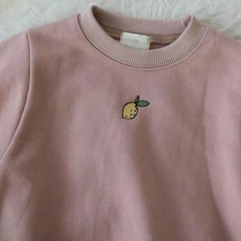 Mono encantador de manga larga para bebé, bordado de pera, ropa de algodón, novedad otoño 2022