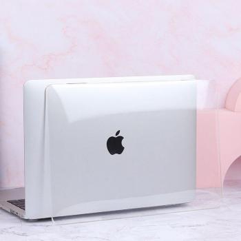 Estuche Flexible TPU para MacBook Pro 14” con teclado incluido