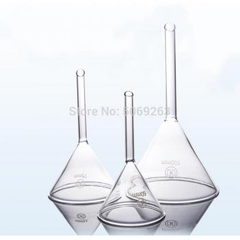 Embudo Triangular de Filtración de Cristal Borosilicato