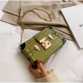 Stone Pattern Shoulder Bag