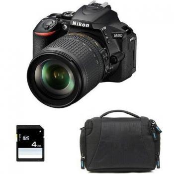 Kit Nikon D5600 18‑105 mm VR + Cust. + Scheda SD 4 GB