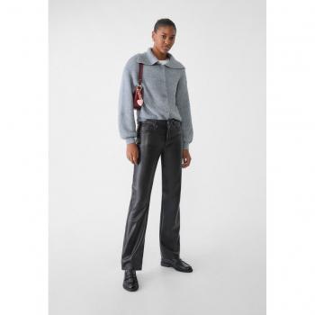 D98 Straight-Fit Kunstlederhose in Schwarz