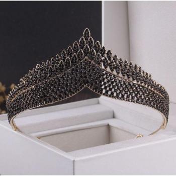 Joyas Novia Barrocas con Corazones de Cristal, Tiara y Accesorios