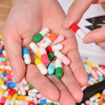 Adorable Kid’s Emotion Capsules, 52 Pieces