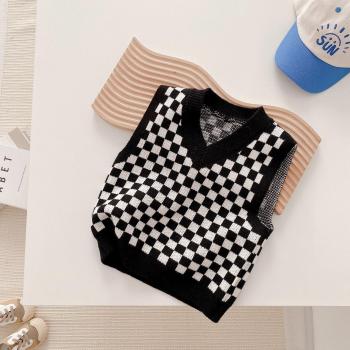 1160B Boy's and Girl's V-Neck Plaid Vest
