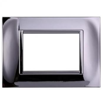 Plaque murale Bticino LivingLight 3 – format carré en plastique – finition chromée polie