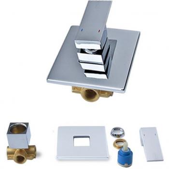 Cabezal de ducha cromado cuadrado con manguera y conector de pared