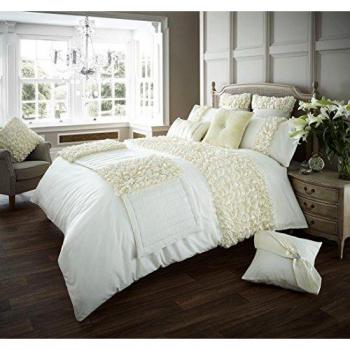 Smart Living Premium Verina Duvet Ensemble – Cream, Double