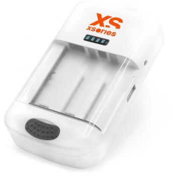 Xsories ChargeMaster AC per Batterie AA e AAA