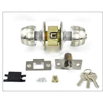 Puerta de Acceso con Llave Sala de Estar