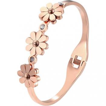 Spring Open Gold Bangle with Chrysanthemum Design