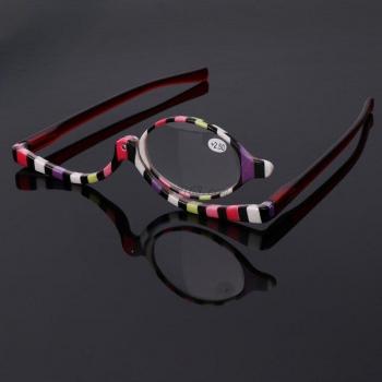 Magnifying Glasses +2.5