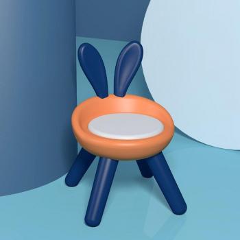 Karikatur Stuhl für Kinder mit Musikoptionen