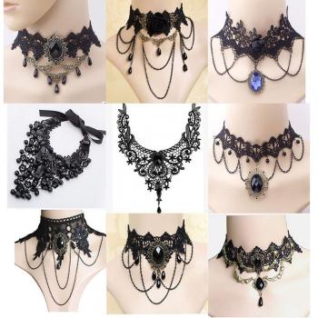 Collier dentelle style américain