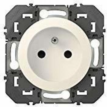 Prise Dooxie 2P+T 16A finition blanche