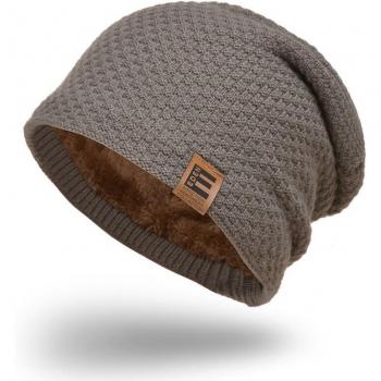 Bonnet en laine pour l'hiver