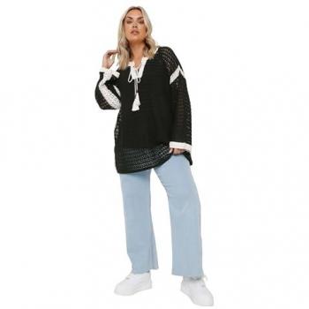 Black-Tip Curve Tunic
