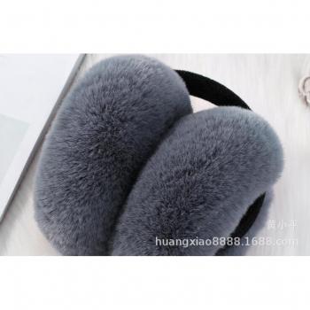 Women's Fleece Earmuffs in Leopard Design