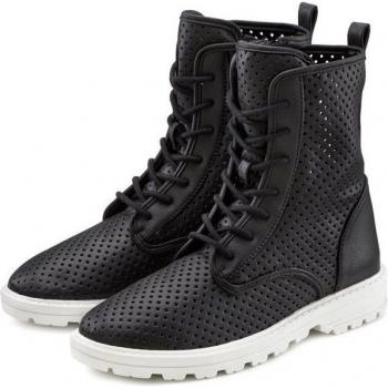 Damen Boots LASCANA mit modischen Cut-Outs