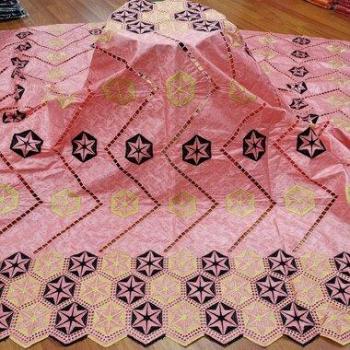 Bazin Blanc Rouge avec Broderie et Perles 5 Yards YLC821