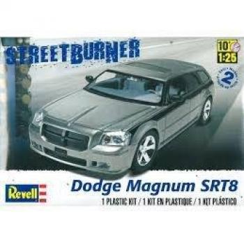 Dodge Magnum SRT8 (1:25) – Revell Monogram Kit
