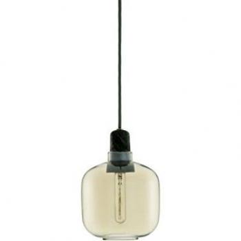Normann Copenhagen Amp Lampe klein goldgrün