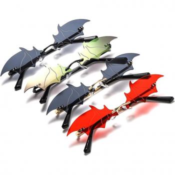 Streetwear Bat-Shaped Sunglasses