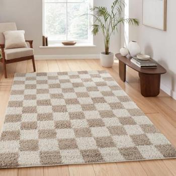 Shaggy Chester Beige Rug – Contemporary Checkered Living Room Floor Covering (120x170cm)