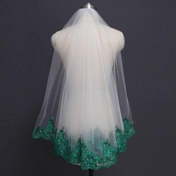 Velos de Novia: Verde, Marfil y Tul Corto