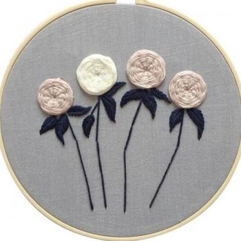 Beginner Floral Cross Stitch Accessories