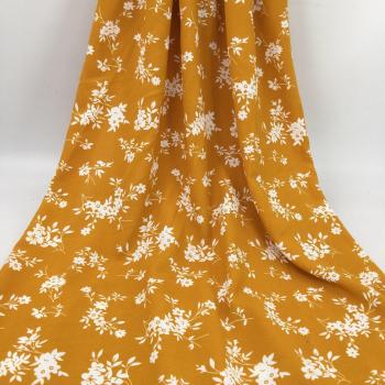 Blumenmuster-Chiffon in sanften Farben