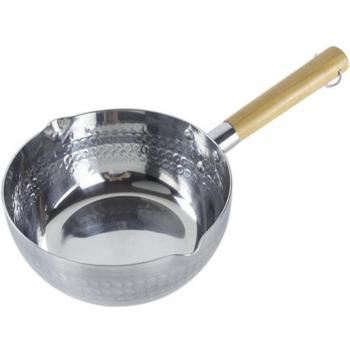 Olla de Aluminio con Mango de Madera “Tsubaki”