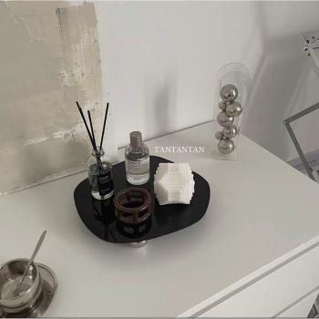 Plateau aromathérapie en acrylique noir et argent