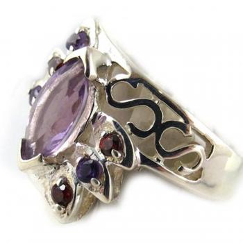 Silver Amethyst & Garnet Ring ‘Les Précieuses’, 54 mm, Violet