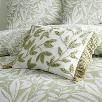 Tufted Sorrel Leaf Decorative Cushion