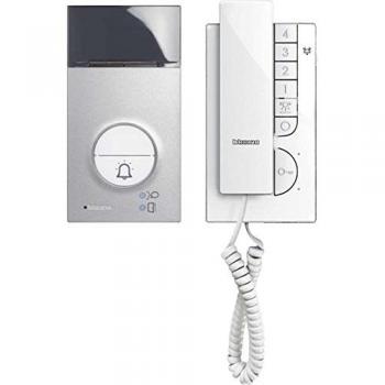 Flex’ONE 2‑Draht Audio‑Sprechanlage, Türstation LINEA 3000, Netzgerät CLASSE 100 A12M, IP54/IK10