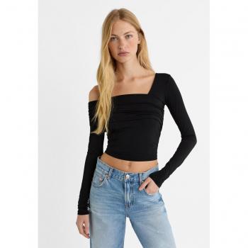 Black XL Stradivarius Off‑Shoulder Tee, Asymmetric Detail