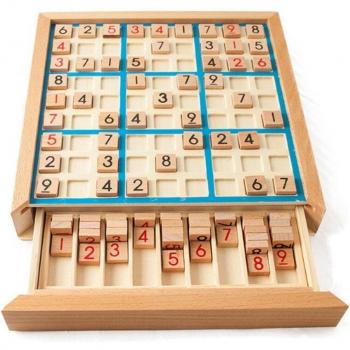 Desafío de Lógica: Sudoku Ajedrez en Madera