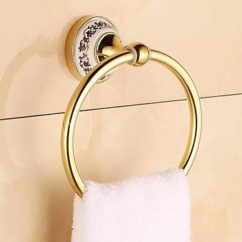 Blue and white porcelain bathroom accessories