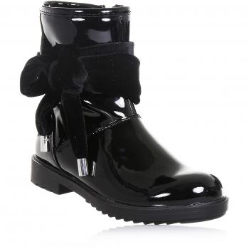 Calzature verniciate bambina con design moderno