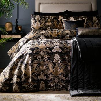 Suburban Jungle Duvet Cover and Pillowcase Set Black Black