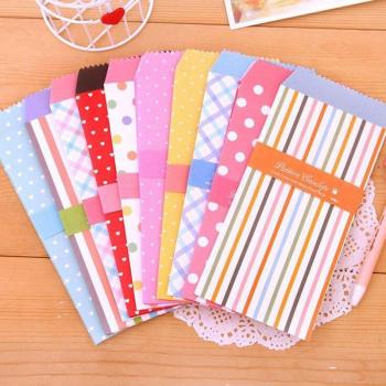 Kit d'enveloppes rayées Sweet Dots