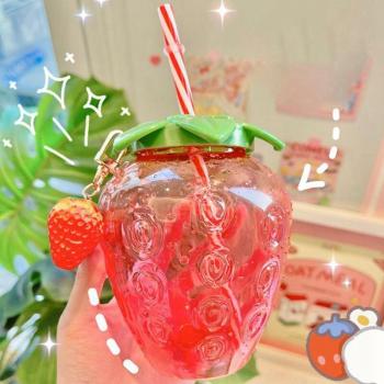Nordic Glass Cup with Straw