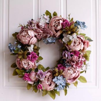Adorno floral de peonías para decoración primaveral
