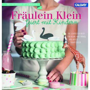 Fräulein Klein feiert mit Kindern