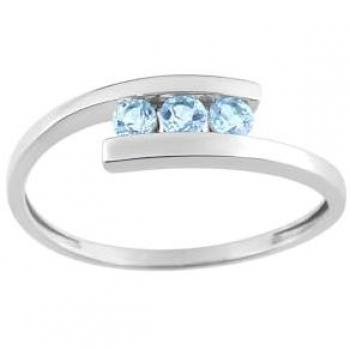 Or 9 carats : bague femme aux topazes éclatantes