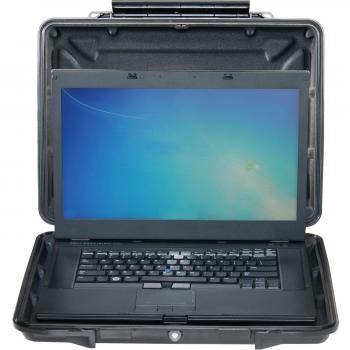 Peli 1095cc Hardshell Case for 17 & 15.6 MacBooks (Black)