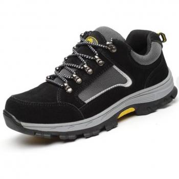 Puncture-Resistant Sneakers AUG889